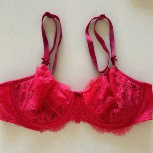 Red Lace 36C Bra (Christmas)